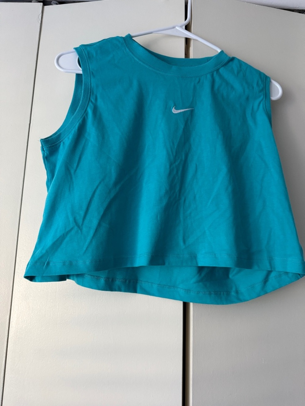 New Nike kids  loose fit  Teal Cropped Sleeveless Tank logo XL round neckline